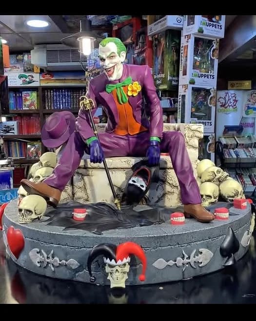 The Joker - Custom Limited Edition Diorama